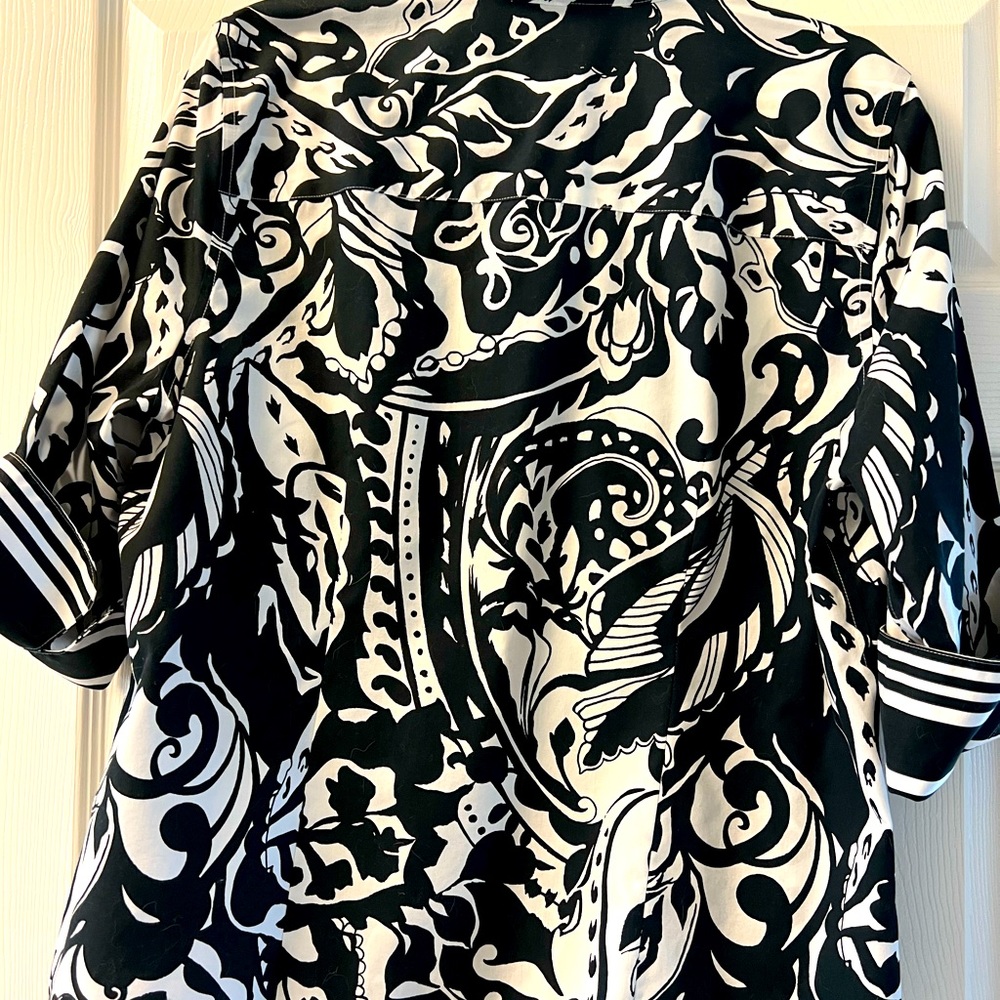 Chicos size 3/XL blouse